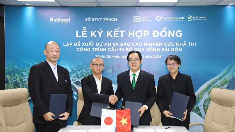  Cuối tháng 3, khởi công cầu đi bộ ”nghìn tỷ” qua sông Sài Gòn ảnh 1