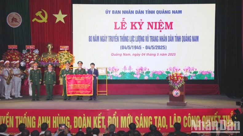 Kỷ niệm 80 năm Ngày truyền thống lực lượng vũ trang nhân dân tỉnh Quảng Nam ảnh 5