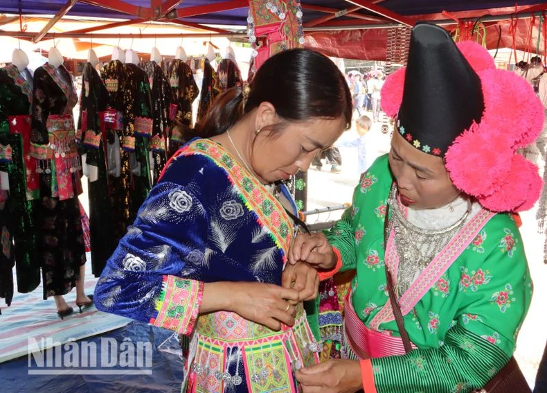 [Ảnh] Vui Tết Độc lập nơi vùng cao Sơn La ảnh 8