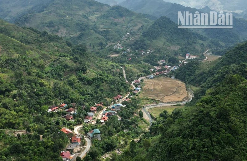 Phát triển kết cấu hạ tầng giao thông Sơn La đồng bộ, hiện đại ảnh 9