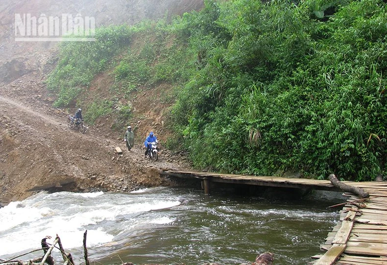 Phát triển kết cấu hạ tầng giao thông Sơn La đồng bộ, hiện đại ảnh 3