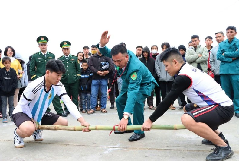 Tết ấm áp nơi vùng biên giới Sơn La ảnh 6