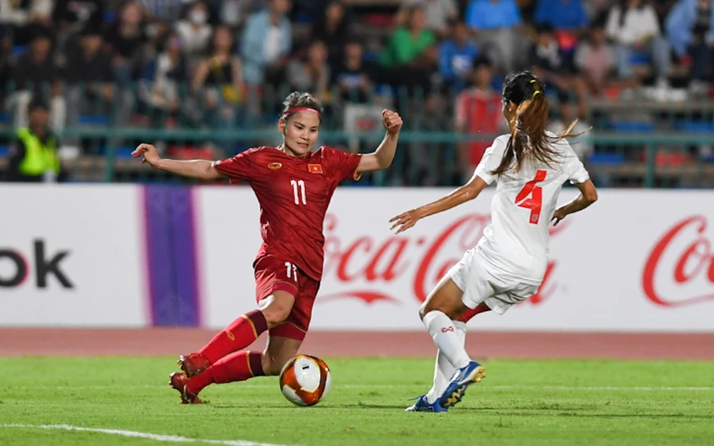 Việt Nam giành Huy chương Vàng bóng đá nữ SEA Games 32 ảnh 2