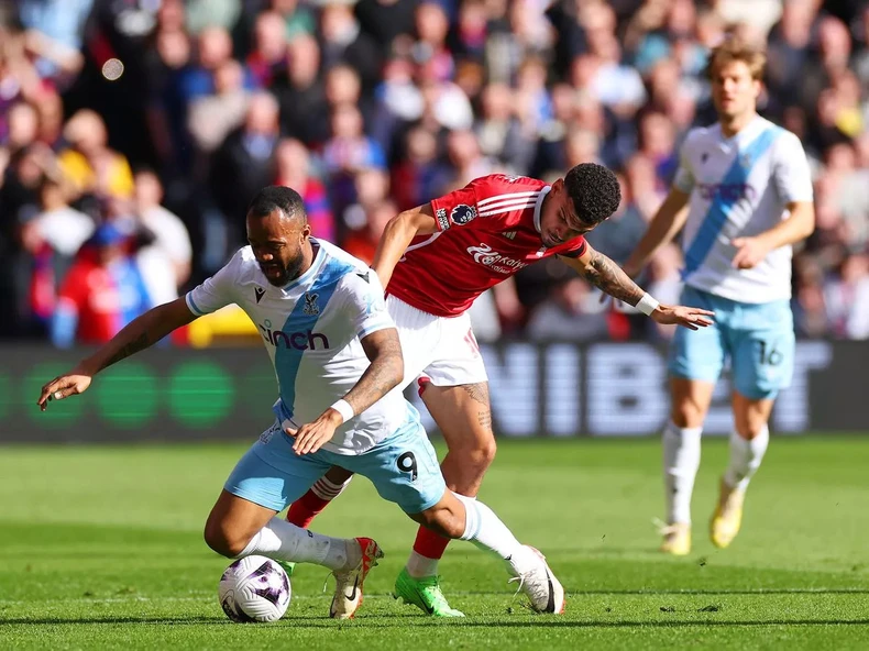 Cuộc chạy đua gay cấn cho Top 5 Premier League ảnh 1