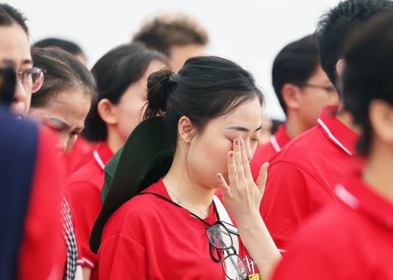 "Tự hào một dải non sông": Thế hệ trẻ phát huy sự nghiệp bảo vệ biển, đảo ảnh 2 "Tự hào một dải non sông": Thế hệ trẻ phát huy sự nghiệp bảo vệ biển, đảo ảnh 2