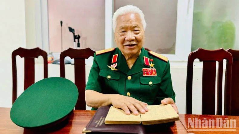 Gặp gỡ Thiếu tướng, Anh hùng Lực lượng vũ trang nhân dân, phi công Nguyễn Đăng Kính ảnh 3