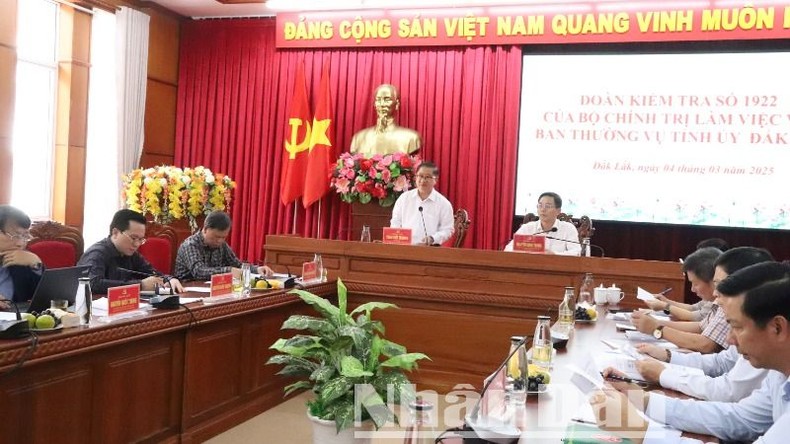 Đoàn kiểm tra của Bộ Chính trị công bố quyết định kiểm tra đối với Ban Thường vụ Tỉnh ủy Đắk Lắk ảnh 4