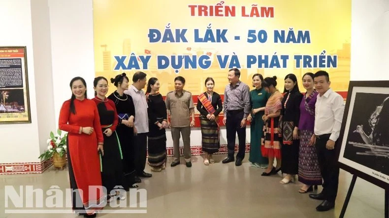 Khai mạc Triển lãm “Đắk Lắk - 50 năm xây dựng và phát triển”