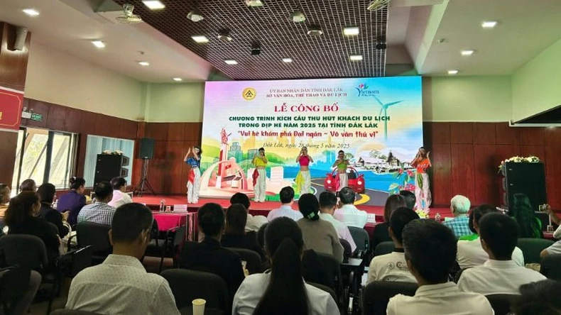 Đắk Lắk công bố Chương trình kích cầu thu hút khách du lịch dịp hè năm 2025 ảnh 1