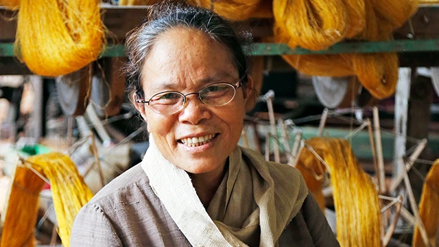 Lụa tơ sen từ Phùng Xá ảnh 1