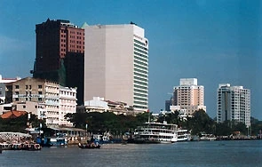 TP Hồ Chí Minh trên đường đổi mới.