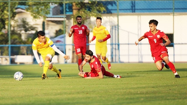 Đội tuyển U23 Việt Nam đá giao hữu kín với U23 Bahrain tại Thái-lan.