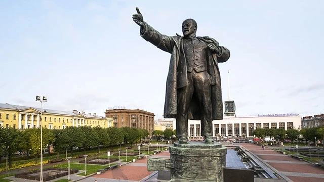 Bức tượng V.I.Lenin tại thành phố Gelsenkirchen miền tây nước Đức. Ảnh: THE GUARDIAN