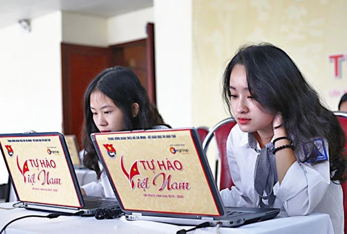 Trường THPT Vùng cao Việt Bắc về nhất thiết kế clip “Tự hào Việt Nam”
