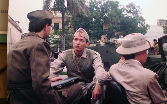  Một cảnh trong phim Hà Nội mùa đông năm 46 của đạo diễn, NSND Ðặng Nhật Minh.