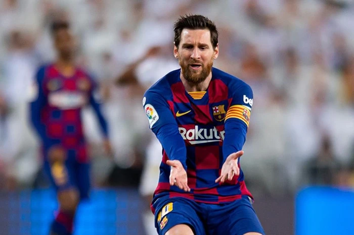 Leo Messi là ngôi sao nhận lương cao nhất thế giới và là cơn đau đầu của Barcelona.