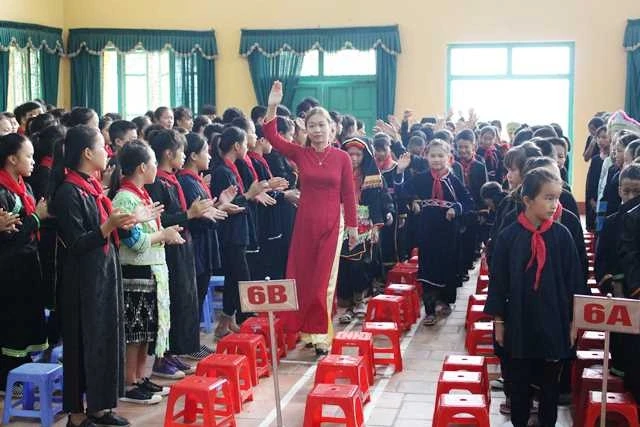 Học sinh Trường phổ thông DTNT Nguyễn Bỉnh Khiêm (huyện Võ Nhai).