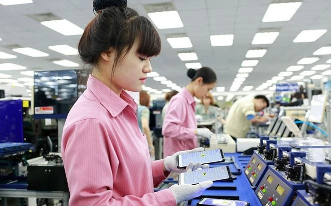 Kim ngạch xuất khẩu điện thoại và linh kiện đạt 18 tỷ USD.