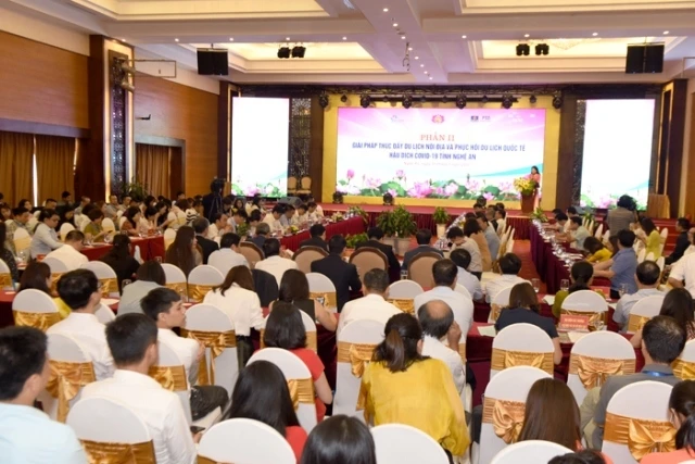 Hội thảo bàn giải pháp thúc đẩy du lịch nội địa giữa Nghệ An với các tỉnh, thành phố. 