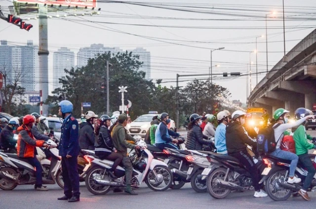 Lực lượng thanh tra giao thông sẽ được tăng cường bảo đảm trật tự, an toàn giao thông tại Hà Nội.