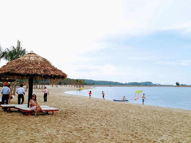 Bãi biển nhân tạo tại Đồ Sơn.