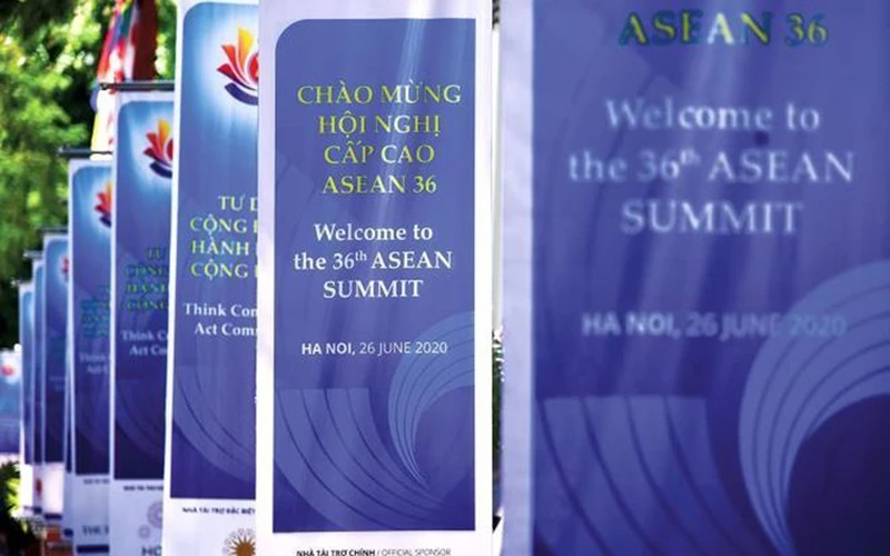 Lần đầu tiên một Hội nghị Cấp cao ASEAN diễn ra dưới hình thức trực tuyến. Ảnh: baoquocte.vn