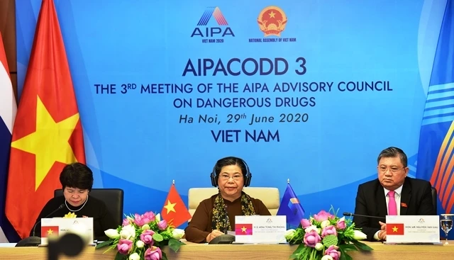 Phó Chủ tịch Thường trực Quốc hội Việt Nam Tòng Thị Phóng phát biểu khai mạc Hội nghị AIPACODD 3. (Ảnh: baochinhphu.vn)