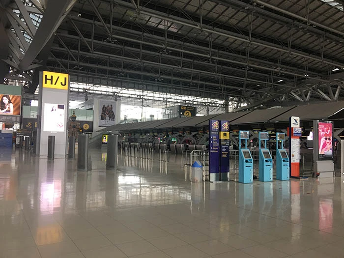 Sân bay quốc tế Suvarnabhumi của Thái Lan vắng khách thời dịch Covid-19.