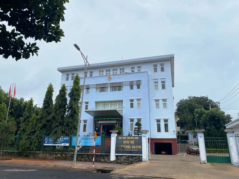 Trụ sở Chi cục Thuế khu vực Gia Nghĩa - Đắk Glong (Cục Thuế tỉnh Đắk Nông), nơi ông Nguyễn Mạnh Nghĩa đang công tác.
