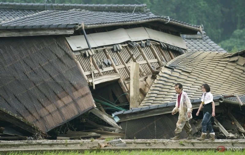 Làng Kuma tại tỉnh Kumamoto hoang tàn sau trận mưa lũ. 