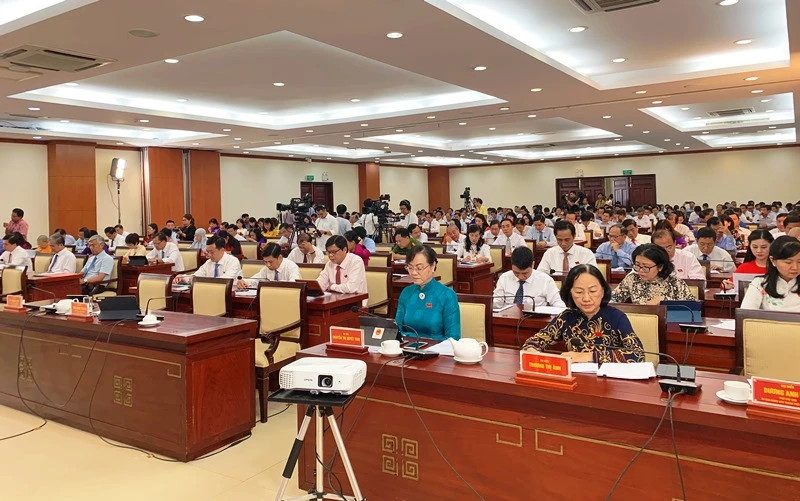 Kỳ họp thứ 20 HĐND TP Hồ Chí Minh khóa IX.
