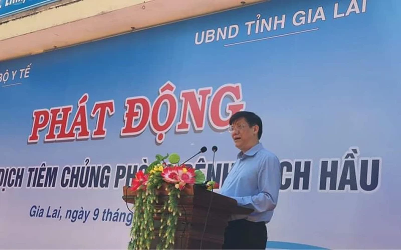GS, TS Nguyễn Thanh Long phát biểu tại lễ phát động.