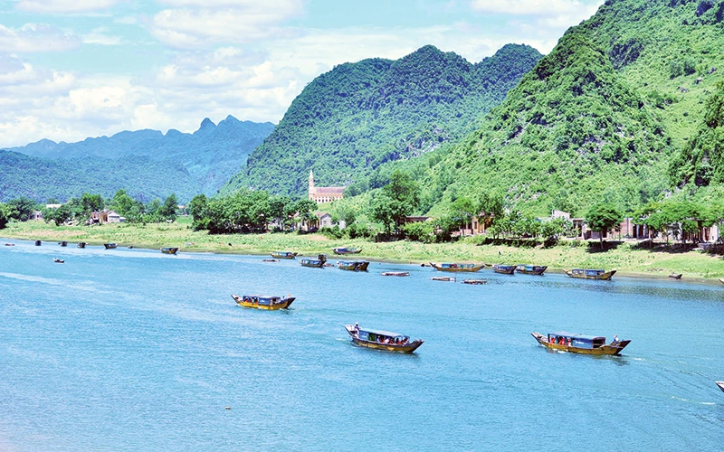 Sông Son - Quảng Bình. Ảnh: Trần Sơn