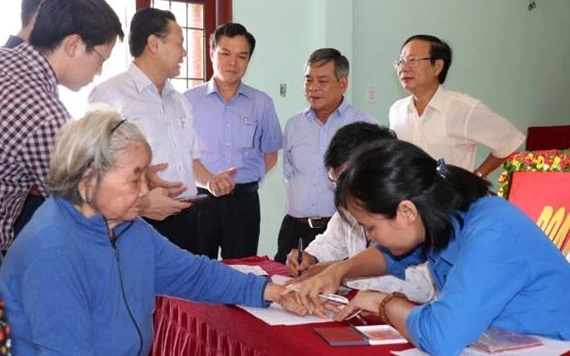 Các địa phương ở Quảng Ngãi công khai, minh bạch việc chi trả hỗ trợ người dân ảnh hưởng dịch Covid-19.