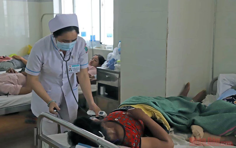 Nhiều bệnh nhân đang được điều trị tại Bệnh viện II Lâm Đồng