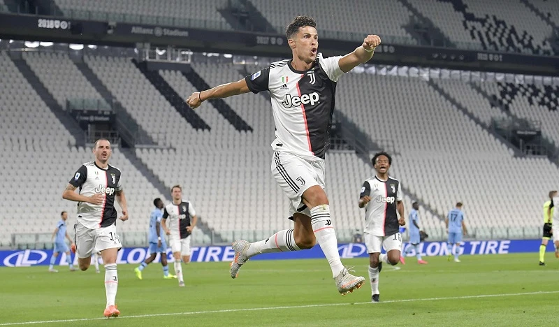 Cristiano Ronaldo ăn mừng bàn thắng vào lưới Lazio. (Ảnh: Juventus FC)