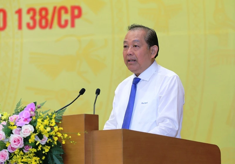 Phó Thủ tướng Thường trực Chính phủ Trương Hòa Bình phát biểu kết luận tại hội nghị.