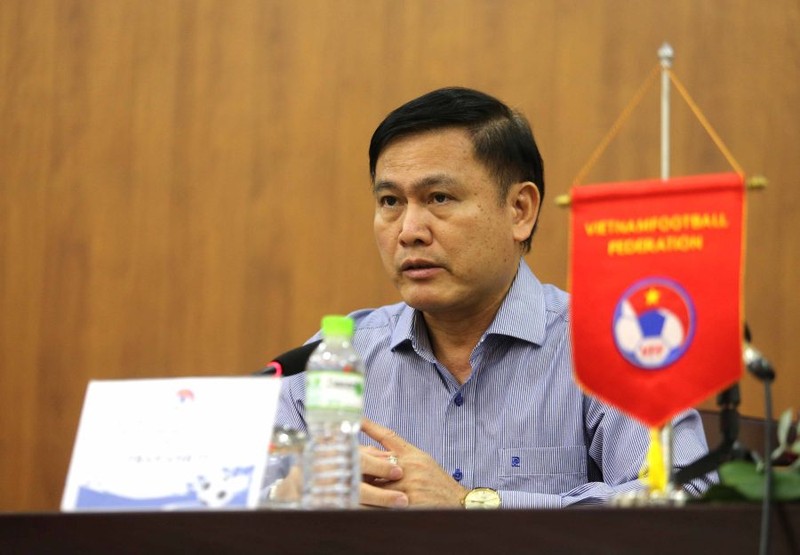 Ủy viên thường trực Ban Chấp hành VFF, ông Trần Anh Tú khẳng định V-League sẽ không kết thúc sớm. (Ảnh: HẢI ĐĂNG)