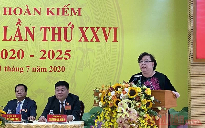 Phó Bí thư Thành ủy, Chủ tịch HĐND TP Hà Nội Nguyễn Thị Bích Ngọc phát biểu chỉ đạo Đại hội.