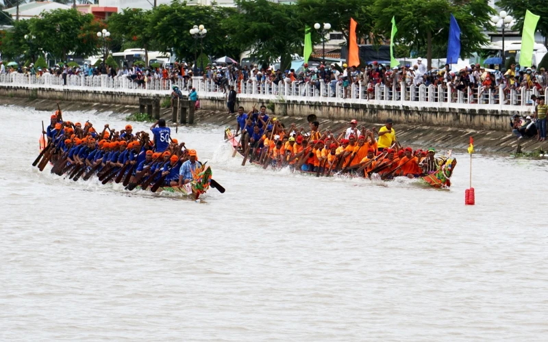 Các đội tham gia Giải đua ghe ngo Trà Vinh.