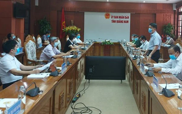Thứ trưởng Nguyễn Trường Sơn làm việc tại UBND tỉnh Quảng Nam.