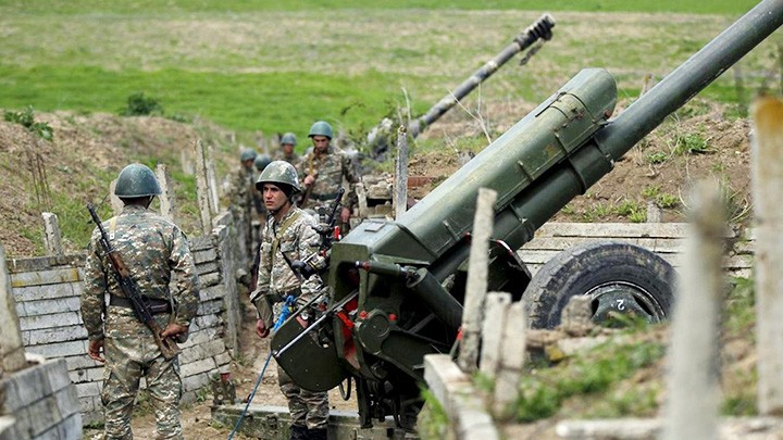 Binh sĩ Armenia đóng quân tại một địa điểm ở Nagorno - Karabakh. Ảnh: REUTERS