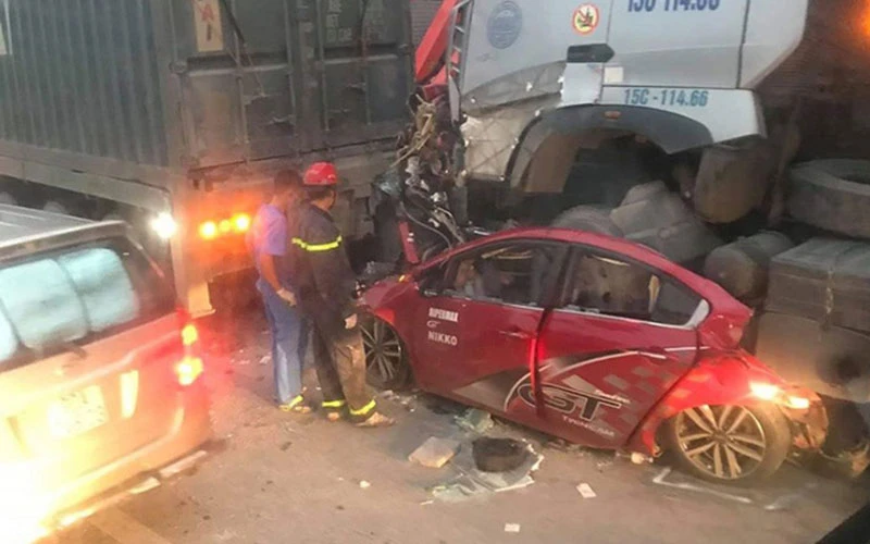 Khởi tố điều tra vụ tai nạn giao thông làm bốn người thương vong