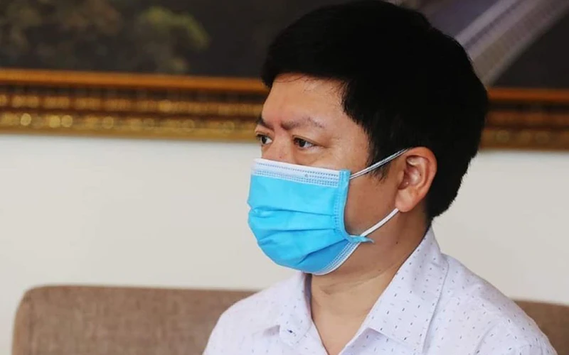 Phó Cục trưởng Cục Quản lý Khám, chữa bệnh Nguyễn Trọng Khoa tại tâm dịch Đà Nẵng.