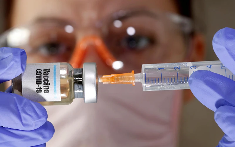 Nhiều nước trên thế giới đang tiến hành thử nghiệm các loại vaccine ngừa Covid-19. Ảnh: Reuters