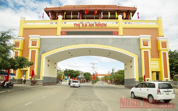 Thực hiện Nghị quyết Đại hội lần thứ 23 Đảng bộ thị xã An Nhơn, nhiệm kỳ 2015 - 2020, Đảng bộ, quân và dân toàn thị xã đã nỗ lực, phấn đấu vượt qua khó khăn, thách thức và đạt được những thành tựu rất đáng ghi nhận. Đây là nền tảng, động lực quan trọng cho bước phát triển bứt phá đi lên trong nhiệm kỳ tới.