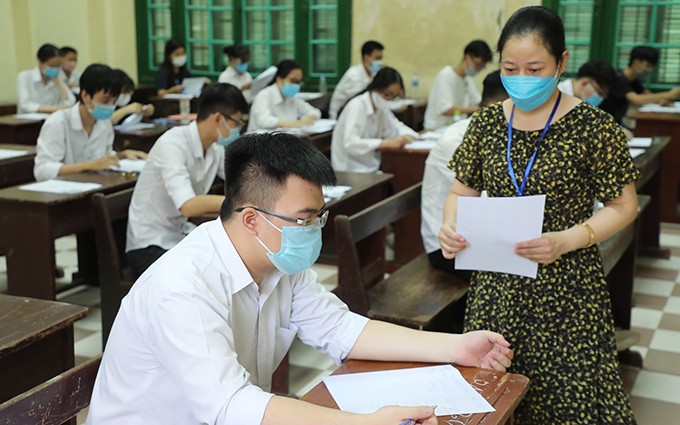 Thí sinh tham gia Kỳ thi tốt nghiệp THPT 2020 tại điểm thi Trường THPT Chu Văn An, Hà Nội.