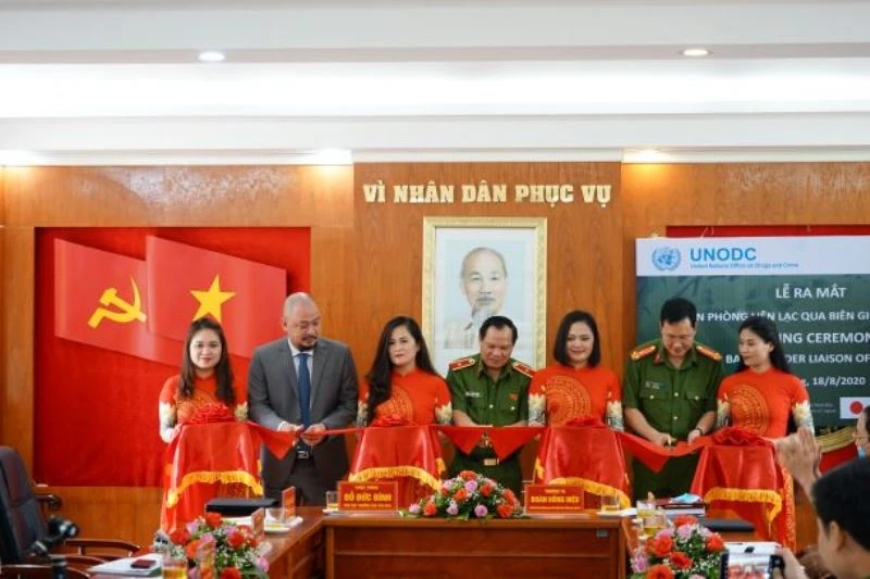 Khánh thành Văn phòng liên lạc qua biên giới tại Cao Bằng.