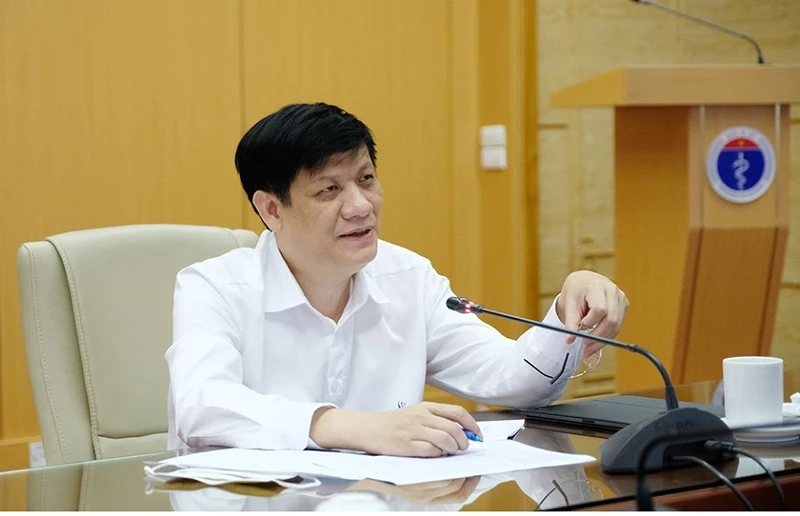GS, TS Nguyễn Thanh Long chủ trì cuộc họp.