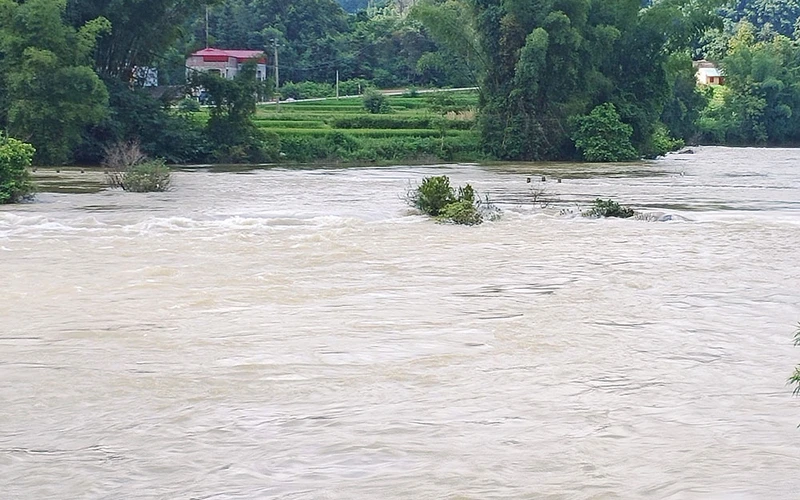 Sông Quây Sơn, đoạn nạn nhân bị nước lũ cuốn trôi, mất tích.